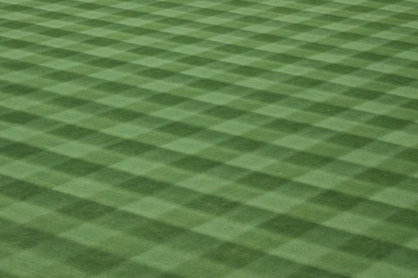 how to make lawn mowing patterns